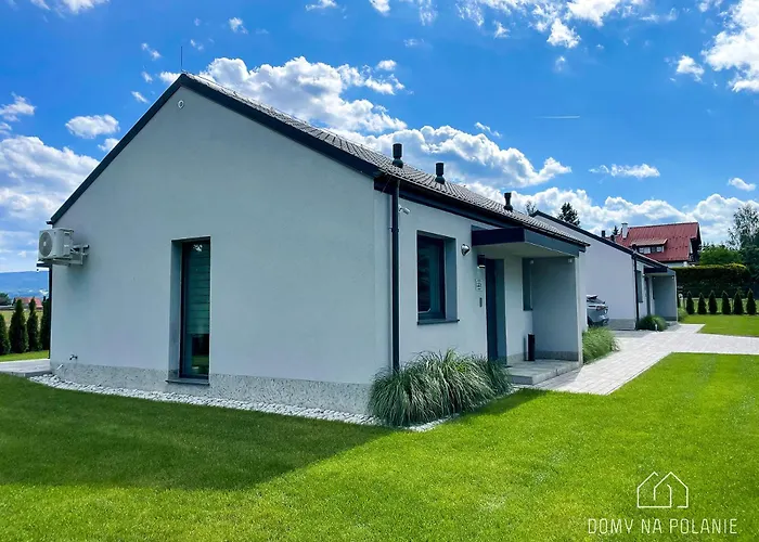 Na Polanie- Szarotka Dom wakacyjny *